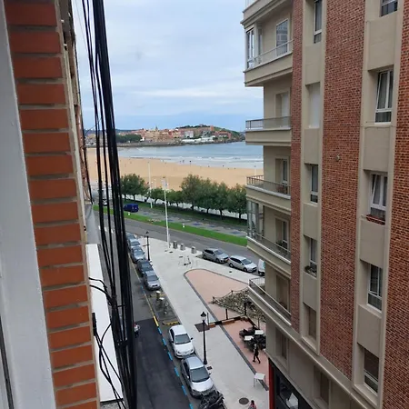 Apartamento En Playa San Lorenzo *