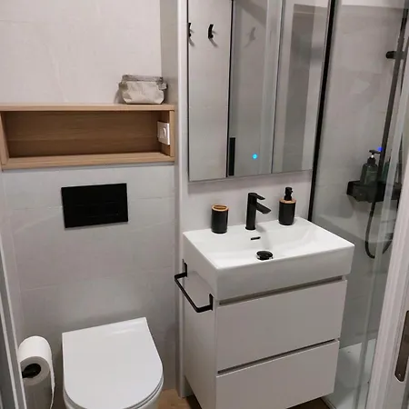 Apartamento En Playa San Lorenzo Apartment Gijon